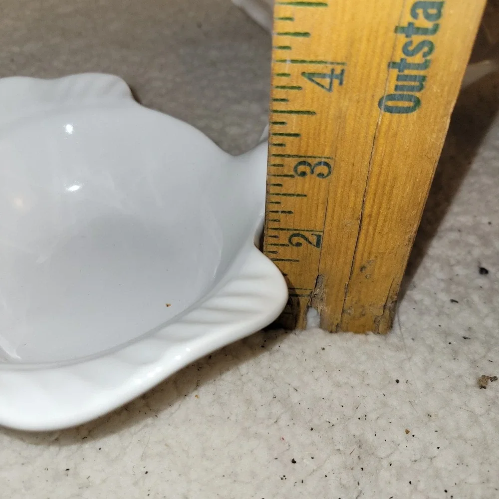 Crate & Barrel Fish Shaped Condiment Bowls Set‎ of 4 White Porcelain Italy...